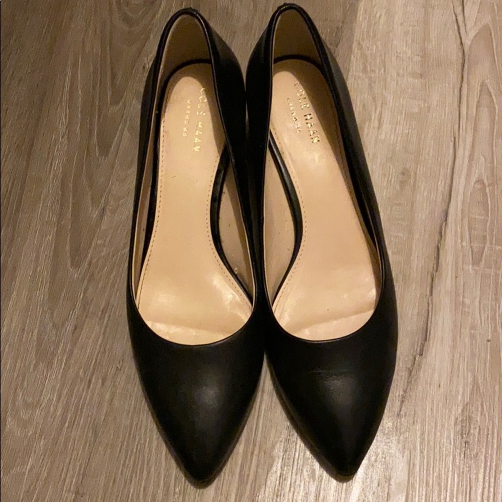 Cole Haan size 8 kitten heels